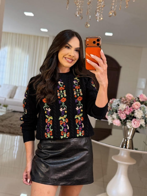 Blusa em Tricô Preta Lorraine