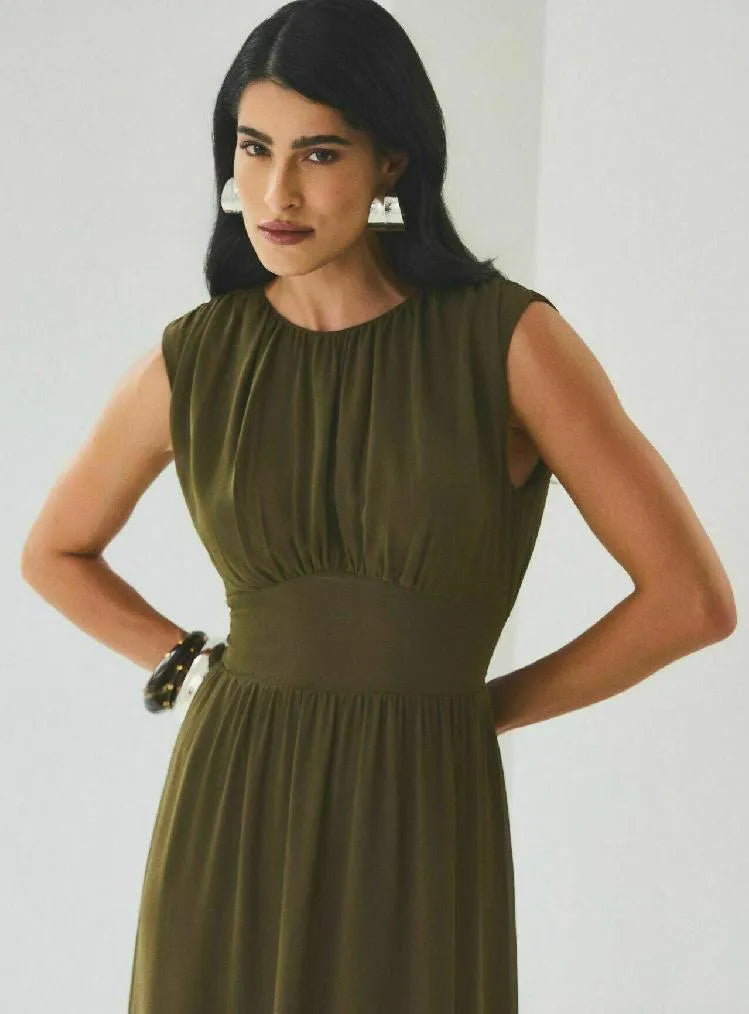 Vestido Isabela Crepe Drapeado Detalhe Cordão Aramodu